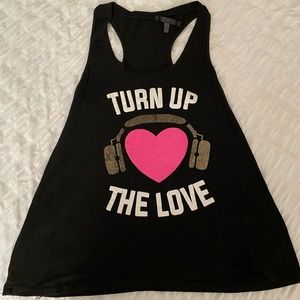 Cute tank top heart music